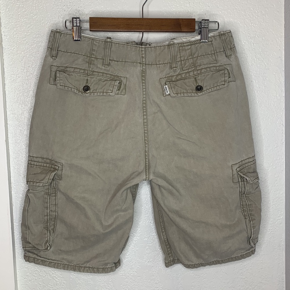 Levi's khaki tan jean cargo shorts 100% cotton - Picture 2 of 6